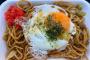 やきそばの上の目玉焼き←こいつ