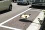 どう見ても車輪が浮いているように見える画像が話題にｗｗｗｗ脳が変な補正かけてくるんよ