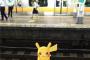 【悲報】ポケモンGOしながら運転してたアホ、女を轢いて死亡