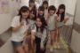 SKE48山田樹奈が8期生と一緒に写真を撮る！「どうか私からも目を離さずに 」