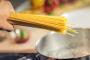 ワイシェフ、自宅で10年間パスタを作り続けあることに気づく・・・・・・