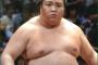 【朗報】力士さん、股で元気玉を作ることに初成功
