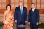 トランプ大統領の前でTHAAD反対、文大統領夫人のブローチが物議
