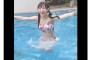 NMB48梅山恋和、水着姿のプール動画＆画像が大反響！美少女JKがツイッターに可愛すぎる夏の思い出を投稿！