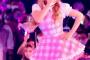 【芸能】浜崎あゆみ、ミニスカで美脚を披露　「可愛すぎる　天使なの？妖精なの？」「ａｙｕらしい写真」の声