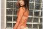 【画像】人気アイドルさん、クソデカい尻を大胆露出してしまうwwwwww奥ゆい、水着グラビアフォトブックのオフショットが大反響！！！