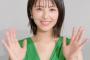 浜辺美波さん、胸元が大胆に開いたドスケベなドレスを着てしまうｗｗｗｗｗ（画像あり）