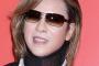 YOSHIKI、ファンに手を掴まれるも「何で訴えないの？」と叩かれる