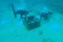 海底に爆発物らしきもの、120センチ×40センチの筒型…海自水中処分隊が確認！