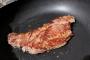 ステーキはとにかく強火で焼くってレシピサイトにあるけど