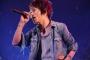 UVERworldのTAKUYA∞　中学卒業後「音楽で飯を食っていきたい」と、高校には行かずに音楽活動に専念