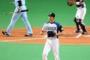 【5年でわずか14勝】斎藤佑樹、大谷翔平に群がる報道陣の横を走り去る…迫る「決断の時」