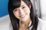 【速報】まゆゆ、アメリカ・ロサンゼルスで謎の仕事やってる模様・・・　