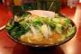 家系ラーメン屋でラーメンにニンニク一瓶入れた結果ｗｗｗｗ　店主がキレ出したんだがｗｗｗｗ