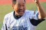 ワシ(78)、暑い中畑で精を出す