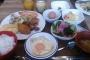 朝食バイキングでこんくらい食べる奴