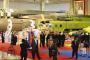 北朝鮮の新型兵器展覧会を金正恩総書記が視察…極超音速ミサイルとみられる兵器が並ぶ！
