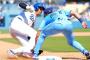 【悲報】ドジャースのロバーツ監督、勝手に三盗して死んだ上に9回の大事な所で三振した大谷にブチギレ