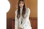 元櫻坂46 小林由依が『andGIRL』表紙に、卒業から1年“これから”への思いを語る
