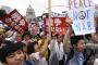 【在日悶死ｗｗｗ】在日ＳＥＡＬＤｓデモ、横断幕に「KOREAN CHINESE PEOPLE」（画像あり）ｗｗｗｗｗｗｗｗｗｗｗｗｗｗｗｗｗｗ