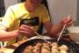 【画像】ドルト香川真司が丸岡ら友人とたこ焼きパーティー！！自作のピックに関西魂を感じるｗｗｗ