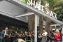 NY発のハンバーガーショップ「Shake Shack(シェイクシャック)」日本1号店が北青山にオープン…開店時は徹夜組5人含む400人が行列