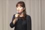 小保方、美容師が気遣いから週刊誌を渡して無事、気絶！！