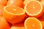 【画像】中国の生搾りオレンジジュースの自販機が凄い。日本のはショボすぎてワロタ