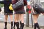 女子高生だけじゃなくて男子高生もミニスカ制服なら良かったのに