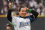 野村「梨田ー!俺達の仲間になれー!!」梨田「の、ノムらァ・・・」ポロポロ
