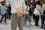 【悲報】コスプレイヤーの男さん、万博でコスプレをしてしまう