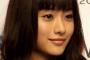 石原さとみの夜更かしに付き合う居候状態の人物とは？