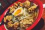 【画像】ラーメンに唐揚げを入れると美味いんか？