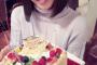 秋元康が横山由依の誕生パーティーに駆けつける