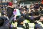 【韓国】従軍慰安婦問題の日韓合意に反発、抗議集会続く　警察と学生もみ合いも　ソウルの日本大使館前