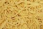 パスタって丸々一袋入れたら多いのか？