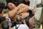 【悲報】怪我をした稀勢の里が無理を押して土俵に上がった結果・・・