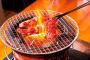 焼肉屋でバイト中、なぜかDQN客に気に入られてしまった。そのDQN客２回目の来店の時に卓に行くと「手を出して」俺「？」となりながら手を出した結果・・・