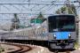 【衝撃】韓国人学生、走行中の電車ドアを勝手に開けて飛び降りる → その結果・・・	