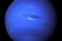 海王星の新たな謎、移動して消えると思われた暗斑が予想外のUターン！