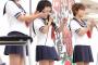 【朗報】美人声優さん、ミニスカセーラー服を着せられてしまう…