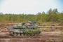 フィンランド陸軍のレオパルド2A6戦車とCV90歩兵戦闘車が実戦を想定した対抗演習を実施！