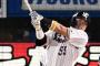 首位打者争い　村上宗隆 .337 大島洋平 .318 佐野恵太 .306