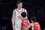 【画像】女子バスケ中国代表に身長220cm超えの選手現る