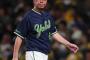 ヤクルト高津監督「山田哲人（.212 5 22 ops.594）は打つ打たない関係なく試合に出る義務がある」