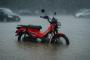 最悪や…大雨のせいでバイクエンジンかからん