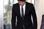 高知東生被告が保釈、高島礼子さんに「早く会いたい」　涙浮かべ謝罪