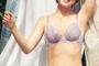 【芸能】伊藤千晃、ランジェリー姿で美谷間＆ヘルシー美ボディ堂々披露
