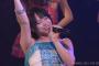 【画像】AKB48倉野尾成美の腕の肉！！！【チーム8なるちゃん】