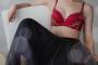 【下着画像】女優の松本まりか(39)、赤色ランジェリー姿がセクシーすぎるwwwwwwwwワコール「ハグするブラ」のモデル写真に絶賛の嵐！！！
